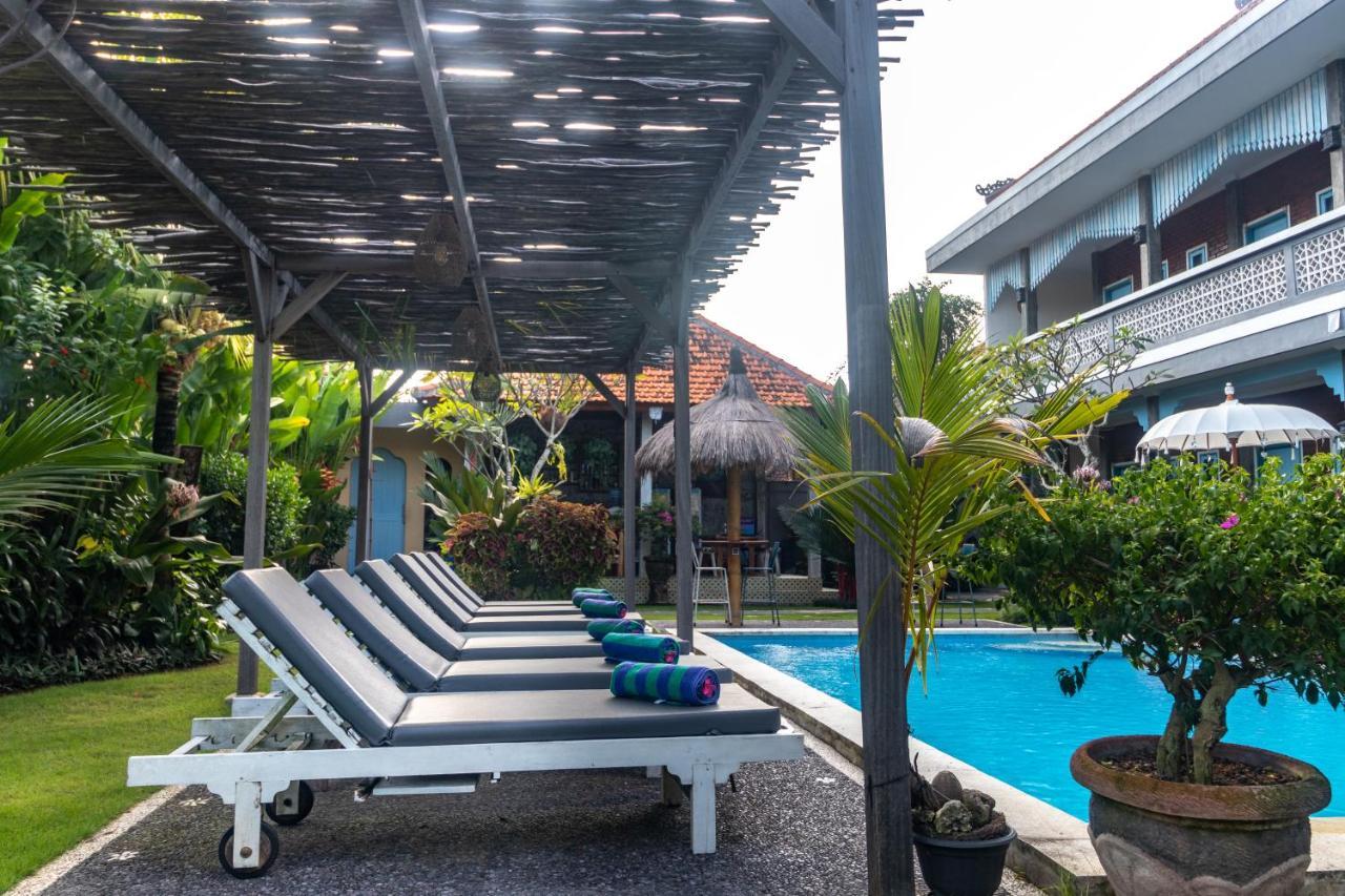D-Anyar Stay And Surf Canggu Kültér fotó