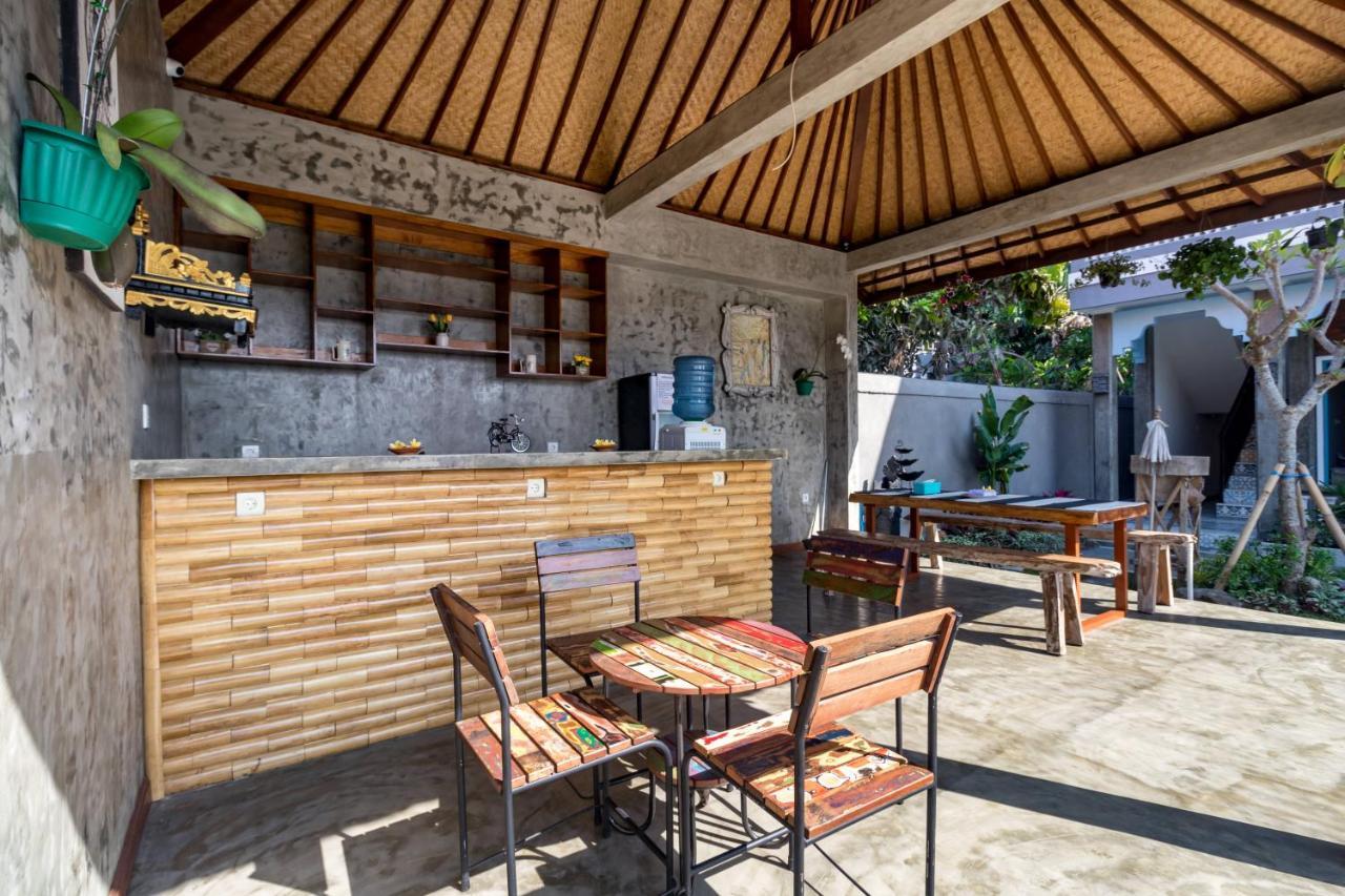 D-Anyar Stay And Surf Canggu Kültér fotó